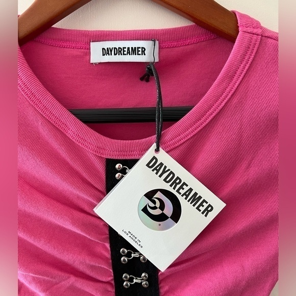 DAYDREAMER HOOK & EYE BABY TEE IN PINK COSMO - Picture 9 of 16